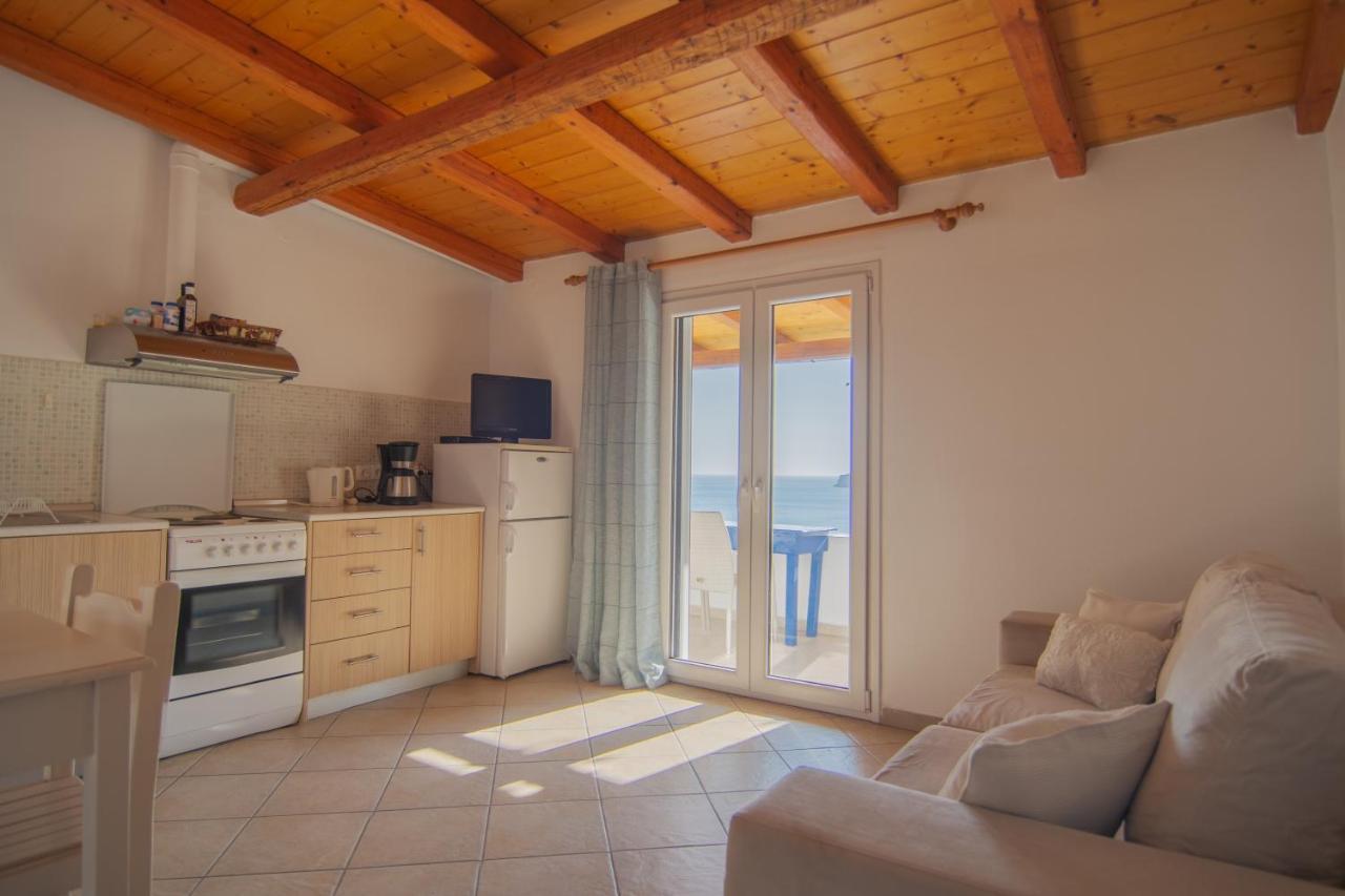 Villa Theodora View Apartments Erato Agios Georgios Pagon Exterior photo
